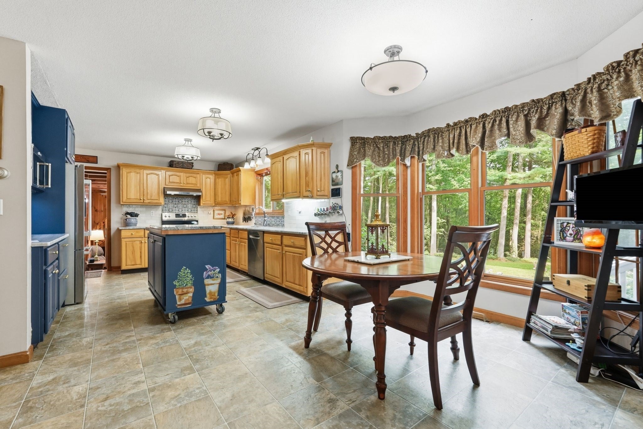 162 Barton Ave, Belchertown, MA, 162 Barton Ave, Belchertown, MA Photo #14