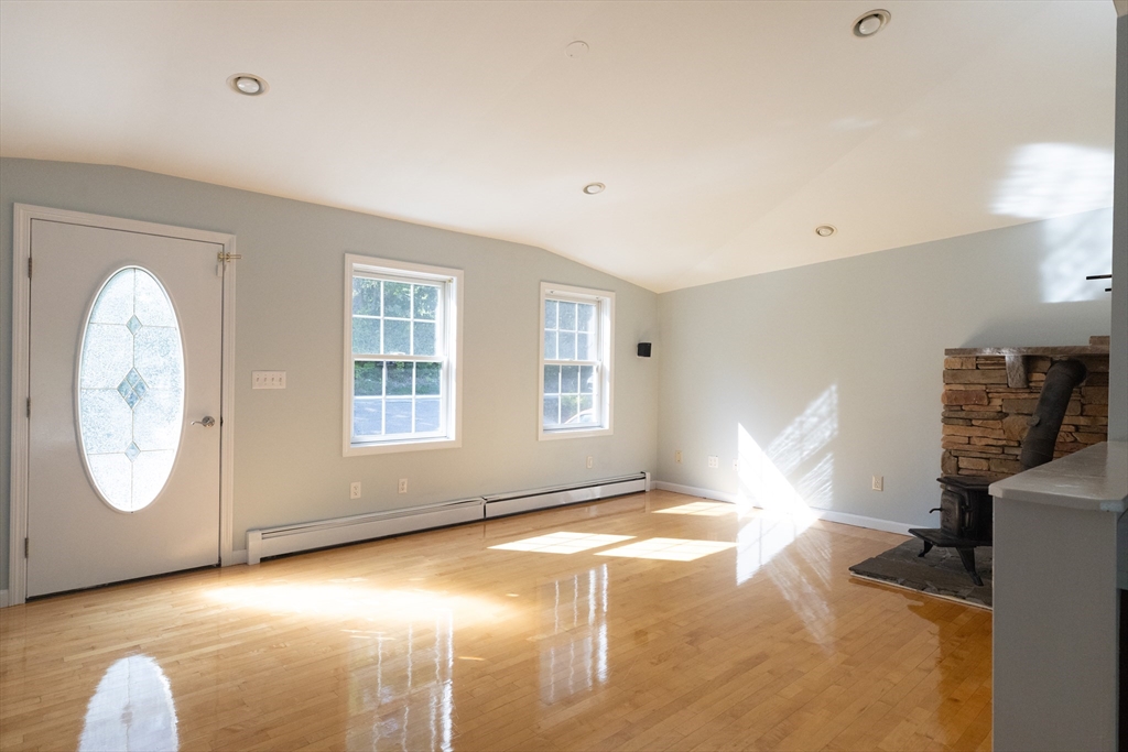 126 Dyer St