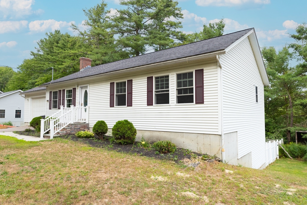 126 Dyer St