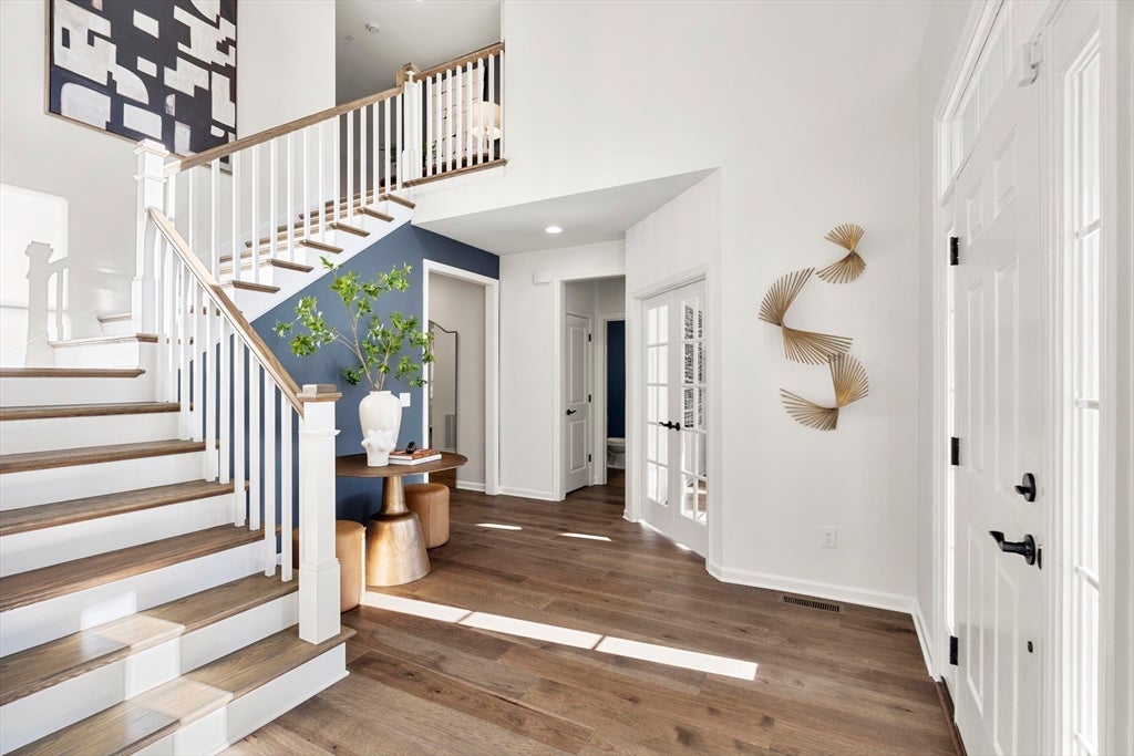 29 Germain Way 003
