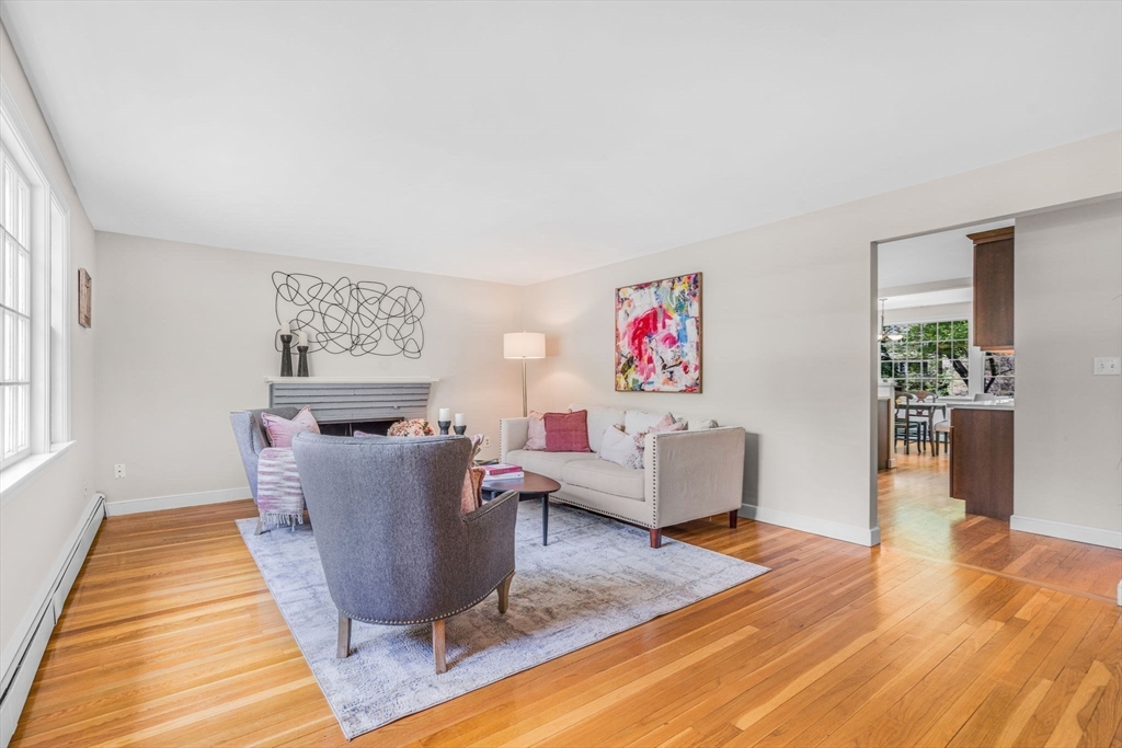 4 Fairway Road