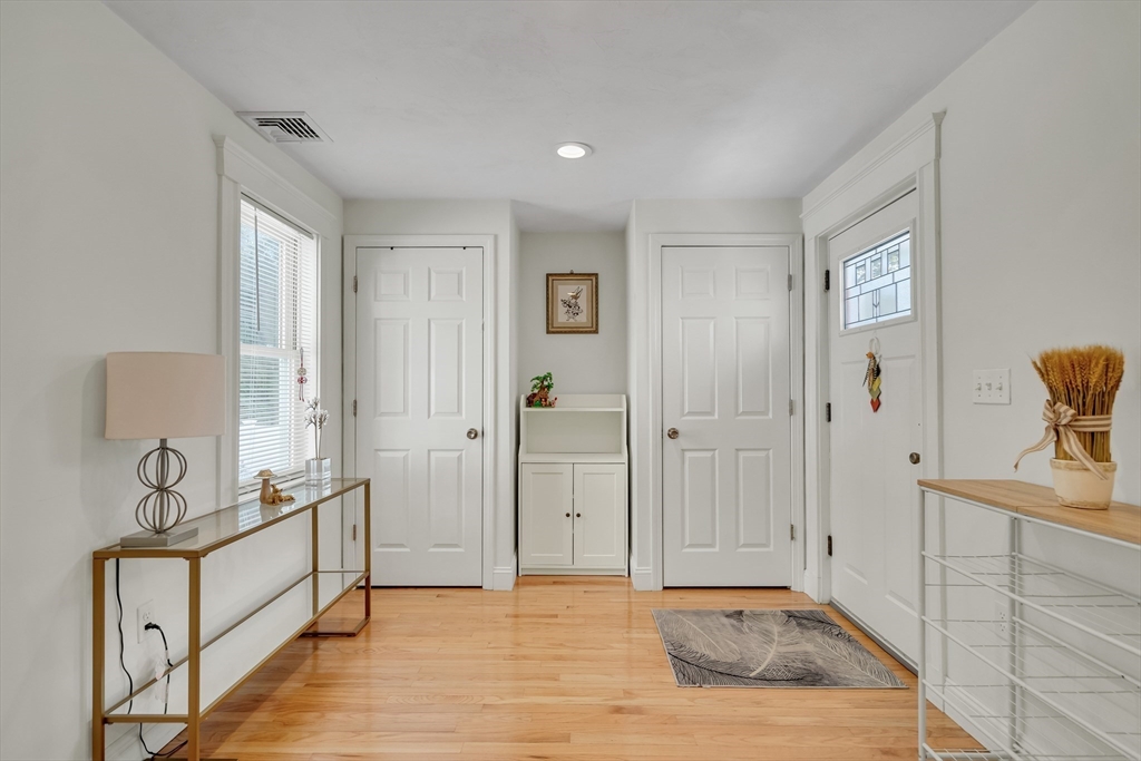 29 Porter St