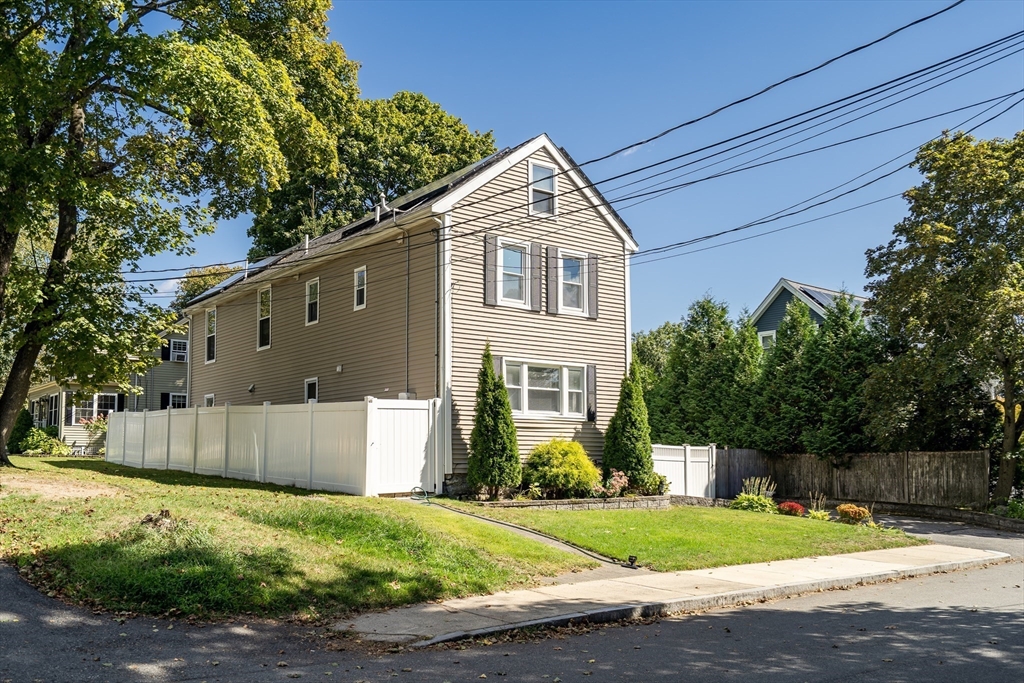 29 Porter St
