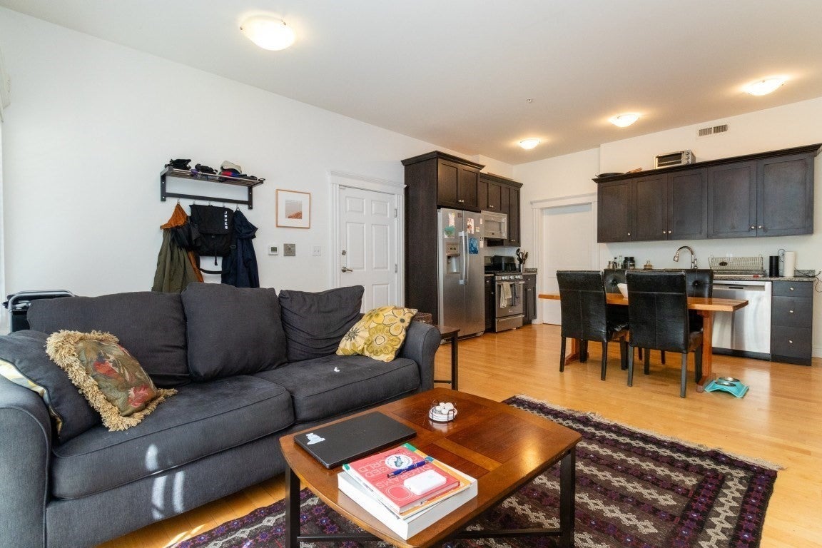 69 Bolton Street 101, Cambridge MA 02140