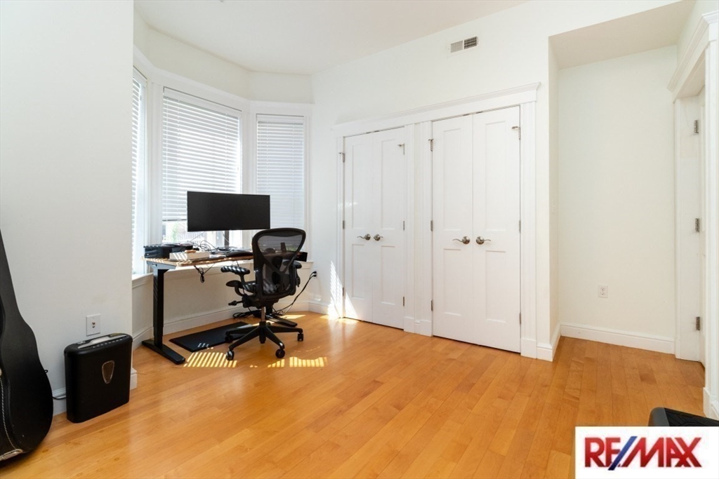 61 Bolton Street #101, Cambridge, MA Photo #12