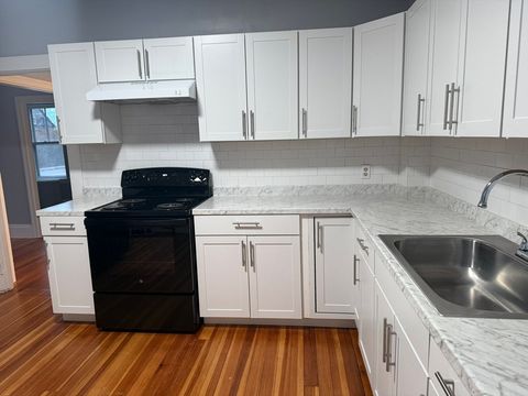 Photo of 5 Lothrop St #1F, Plymouth, MA 02360 (MLS # 73469584)