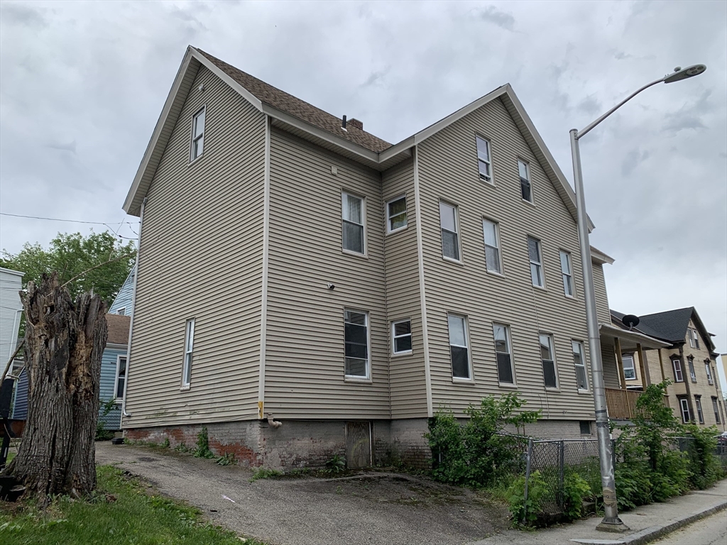 128 Austin St