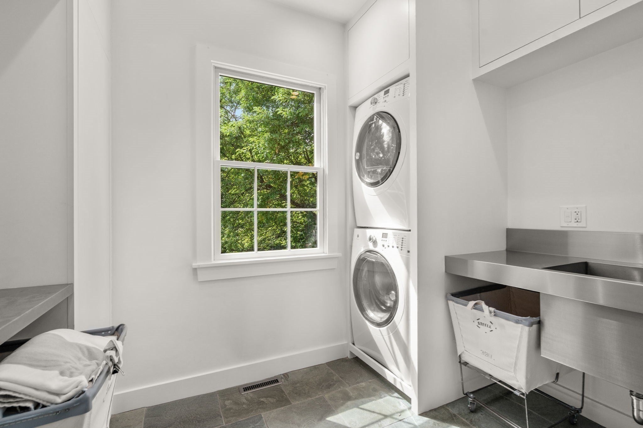 93 Beethoven Ave, Newton, MA Photo #19