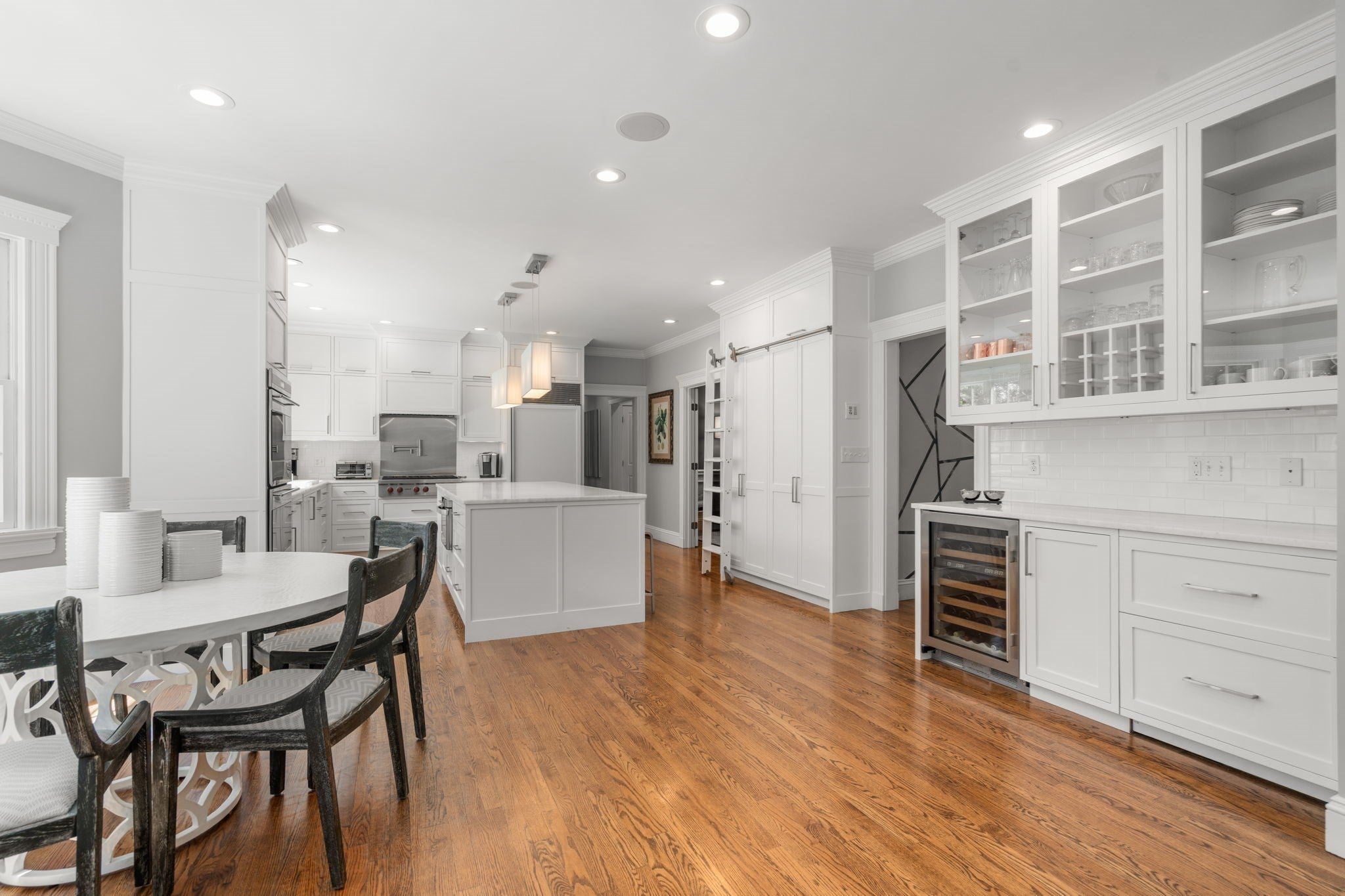 93 Beethoven Ave, Newton, MA Photo #7