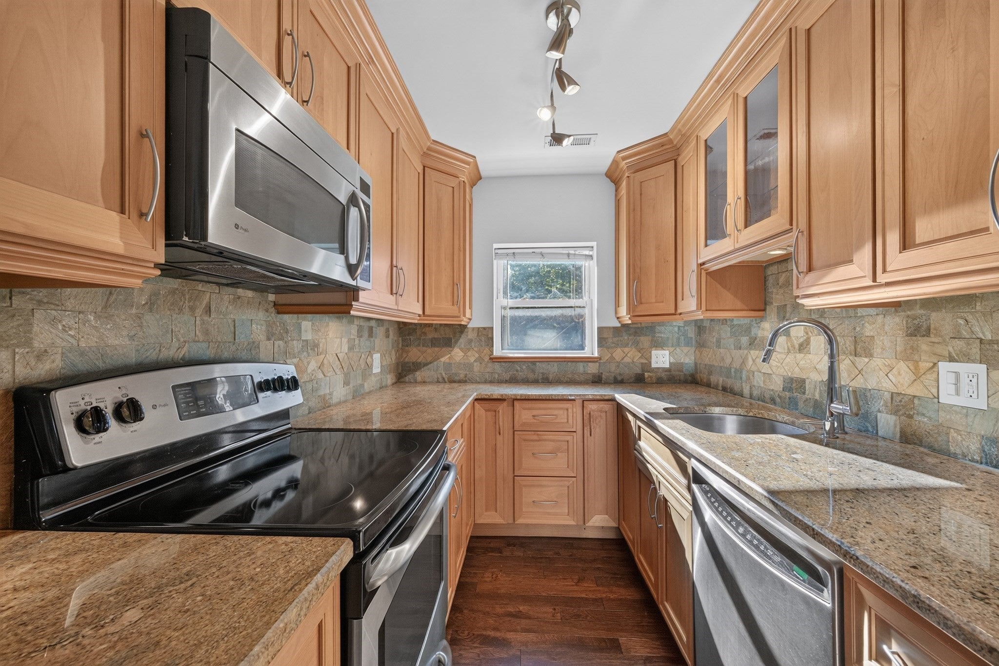 148 Newton Street #2, Boston, MA, 148 Newton Street #2, Boston, MA Photo #2