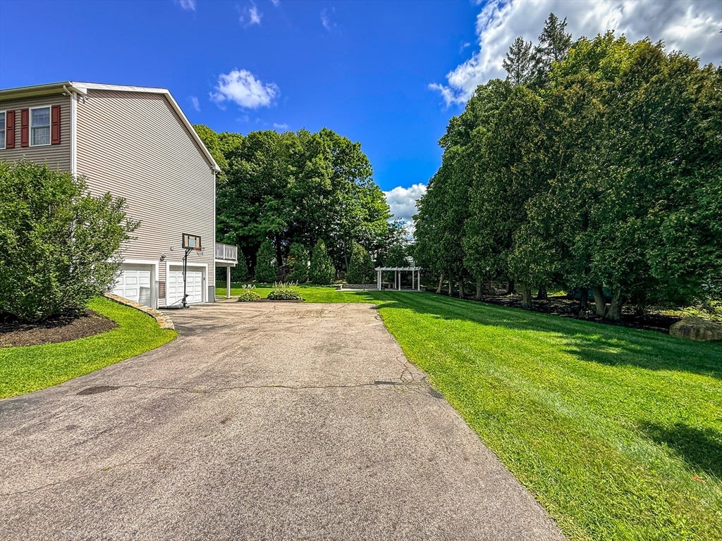 52 Phelps St, Marlborough, MA Photo #42