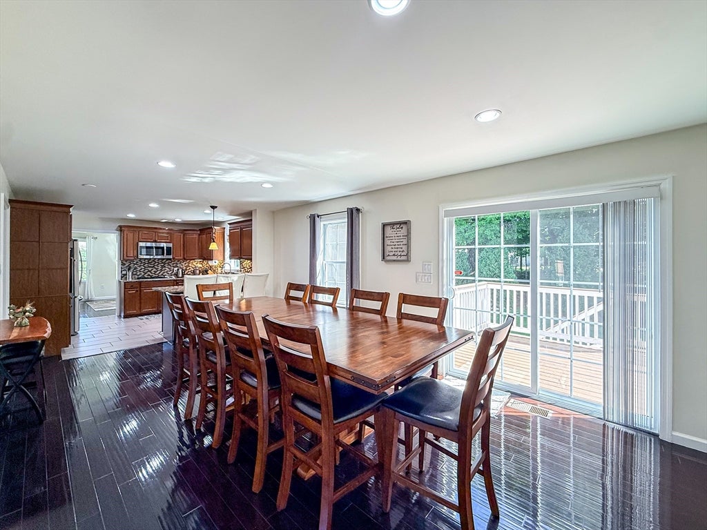 52 Phelps St, Marlborough, MA Photo #6