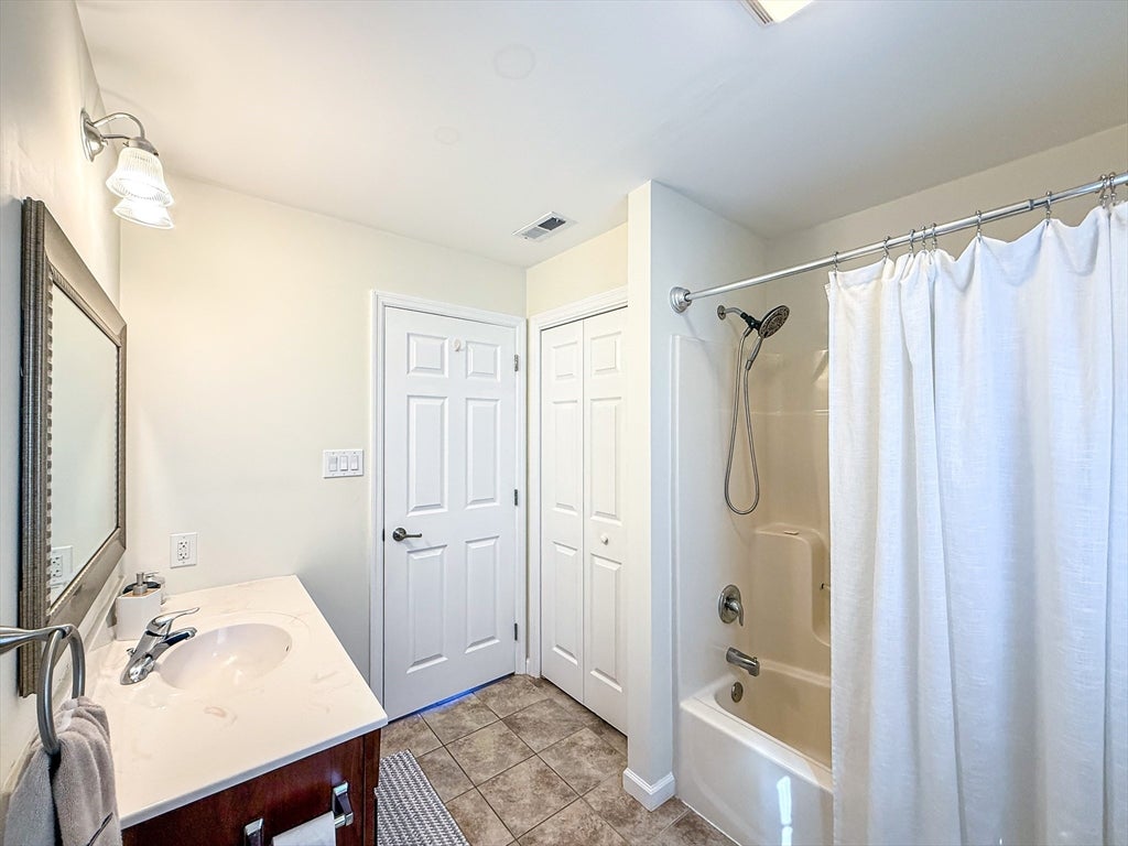 52 Phelps St, Marlborough, MA Photo #28