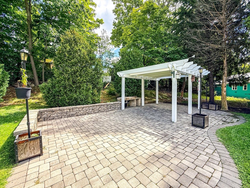 52 Phelps St, Marlborough, MA Photo #40