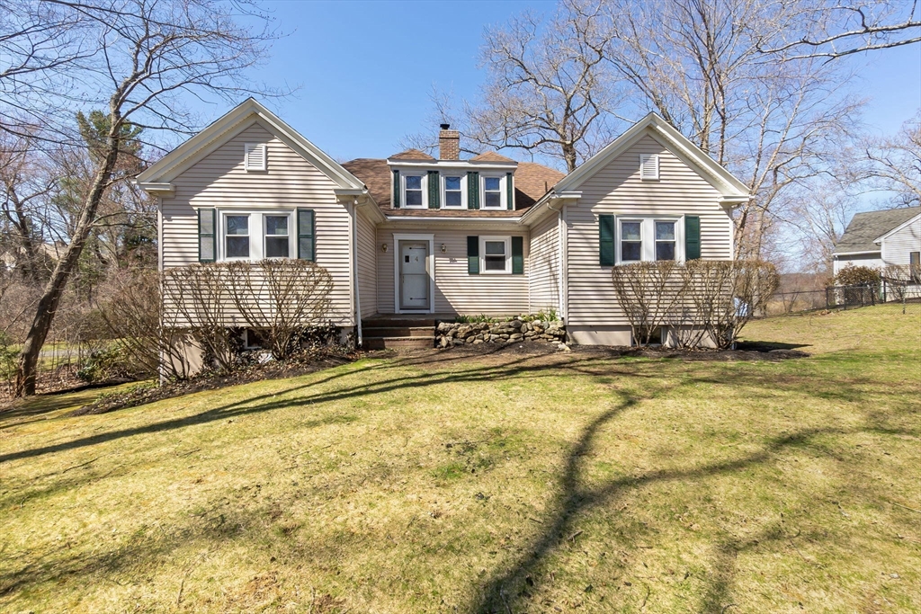 4 Valley Rd