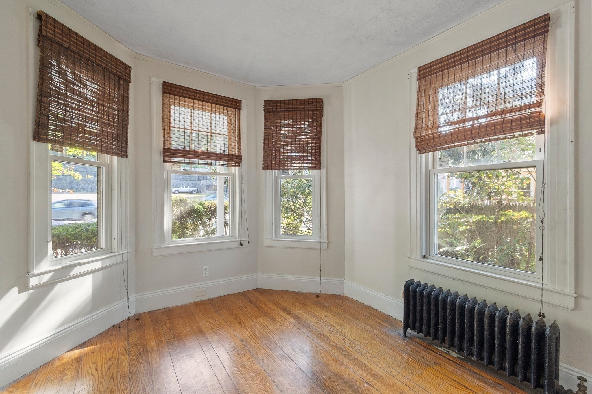 305 Nesmith St, Lowell, MA, 305 Nesmith St, Lowell, MA Photo #10