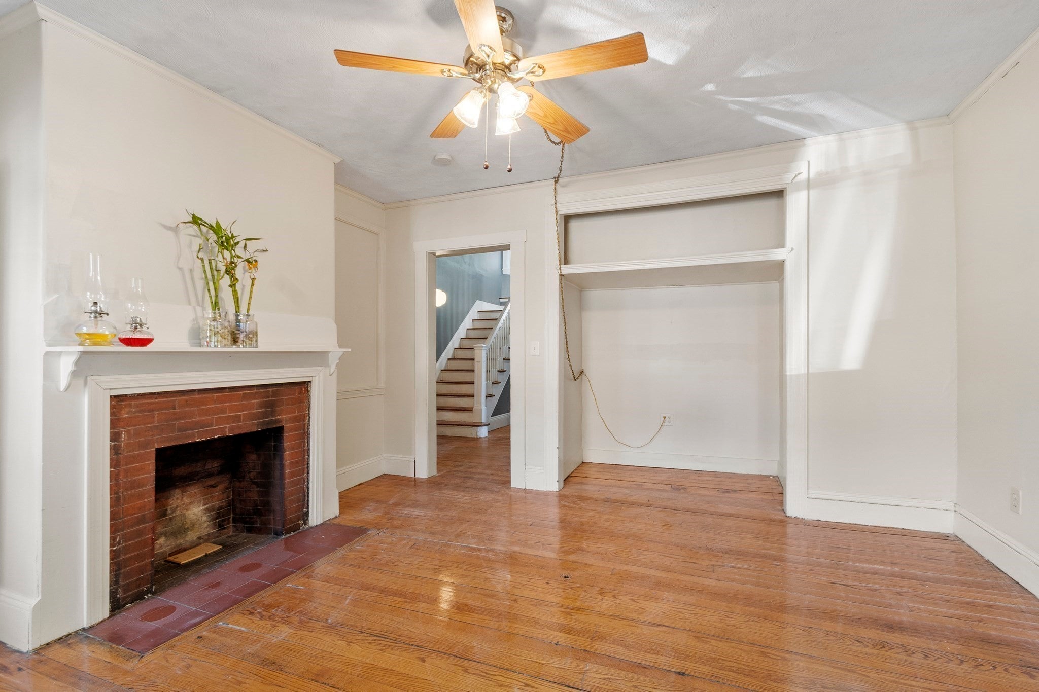 305 Nesmith St, Lowell, MA, 305 Nesmith St, Lowell, MA Photo #8