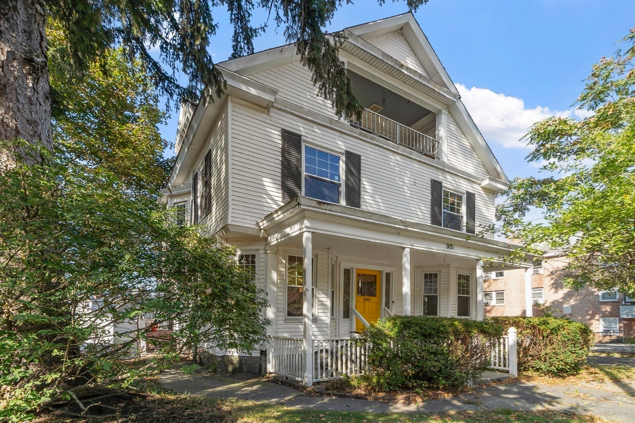305 Nesmith St, Lowell, MA, 305 Nesmith St, Lowell, MA Photo #3