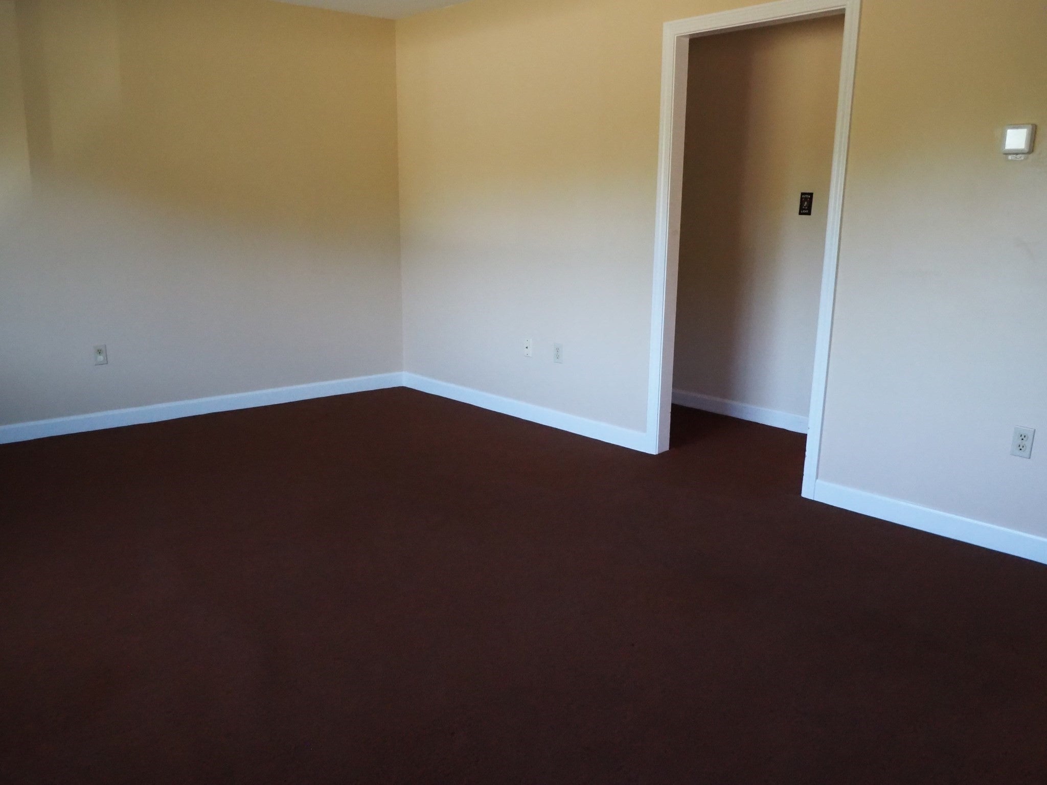 109 Stephens St #109, Chicopee, MA, 109 Stephens St #109, Chicopee, MA Photo #5