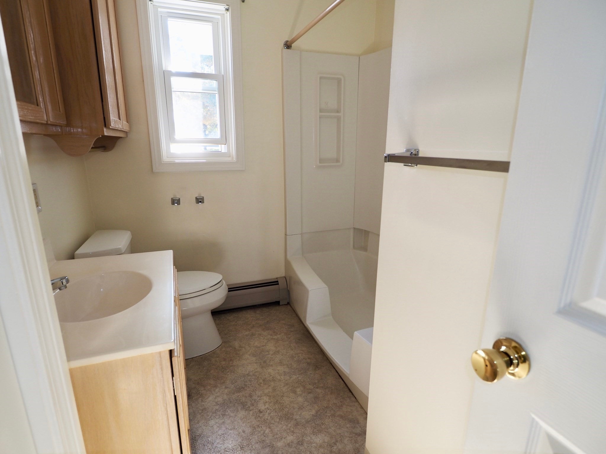 109 Stephens St #109, Chicopee, MA, 109 Stephens St #109, Chicopee, MA Photo #7
