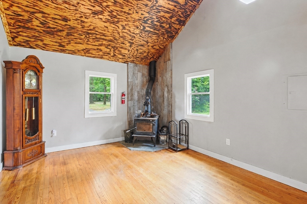 243 Maquan St