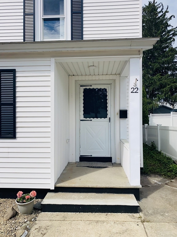 22 Front Street