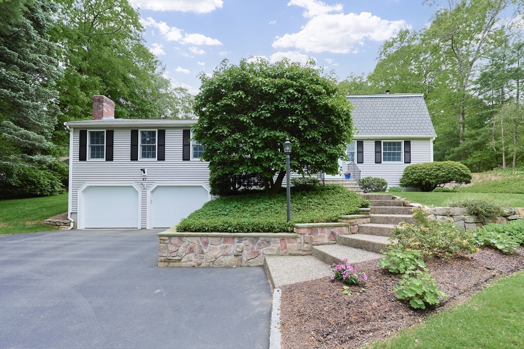 67 Forest Rd