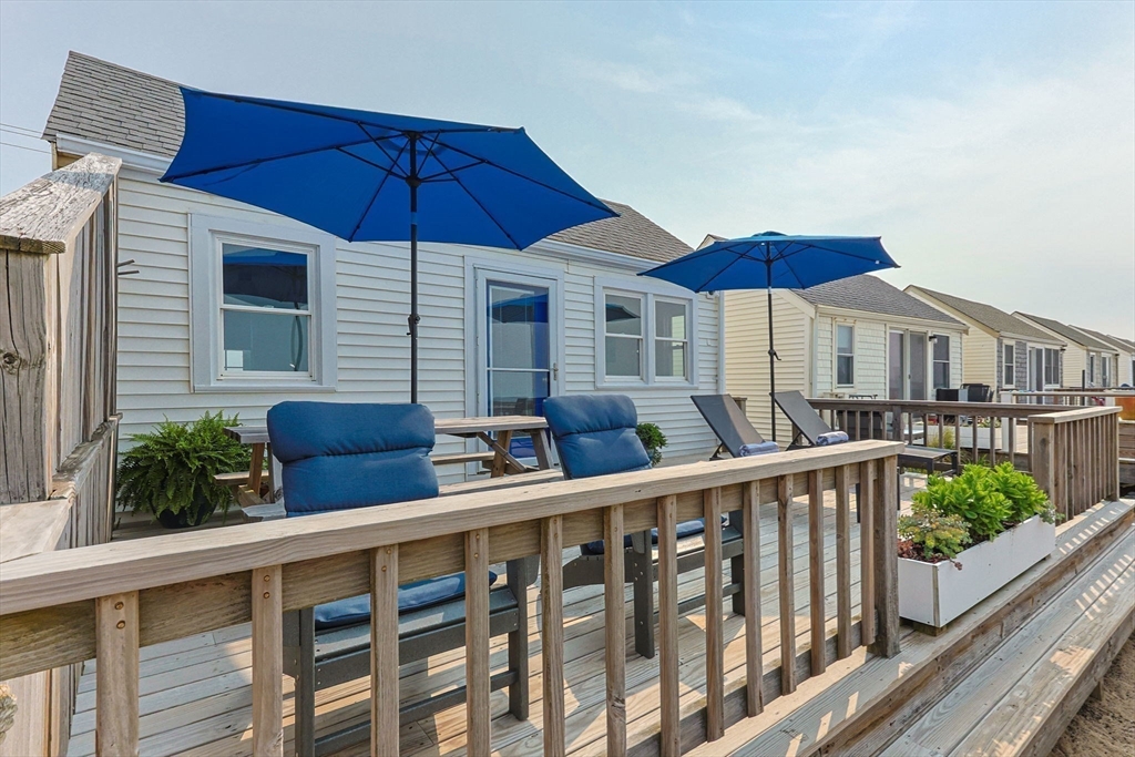 334 Shore Rd 1
