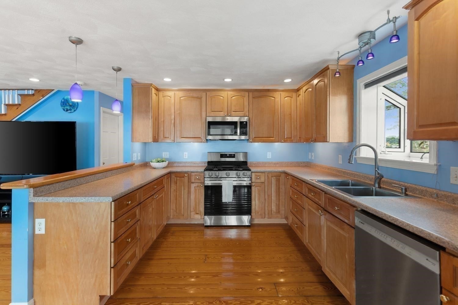 9 Tibbetts Ave, Danvers, MA, 9 Tibbetts Ave, Danvers, MA Photo #22