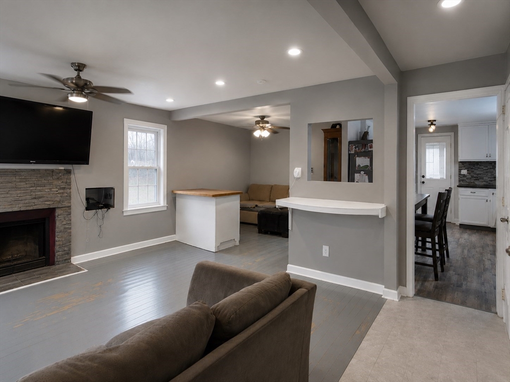 4 Linden Ct