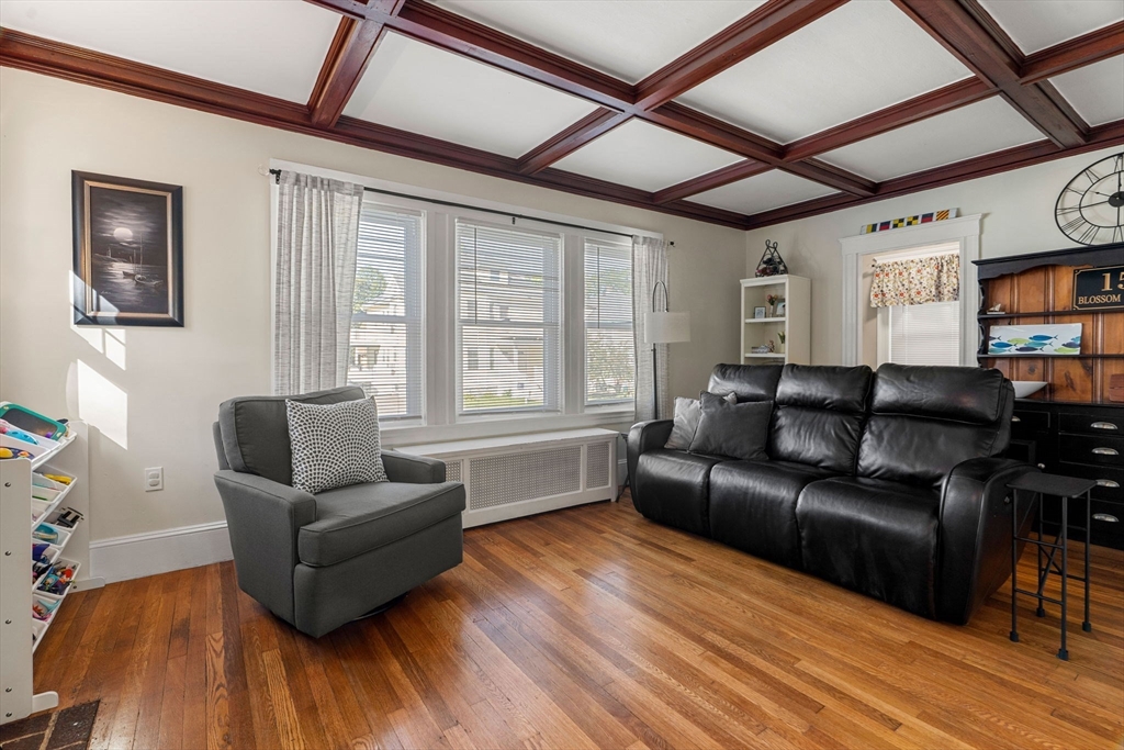 15 Blossom St