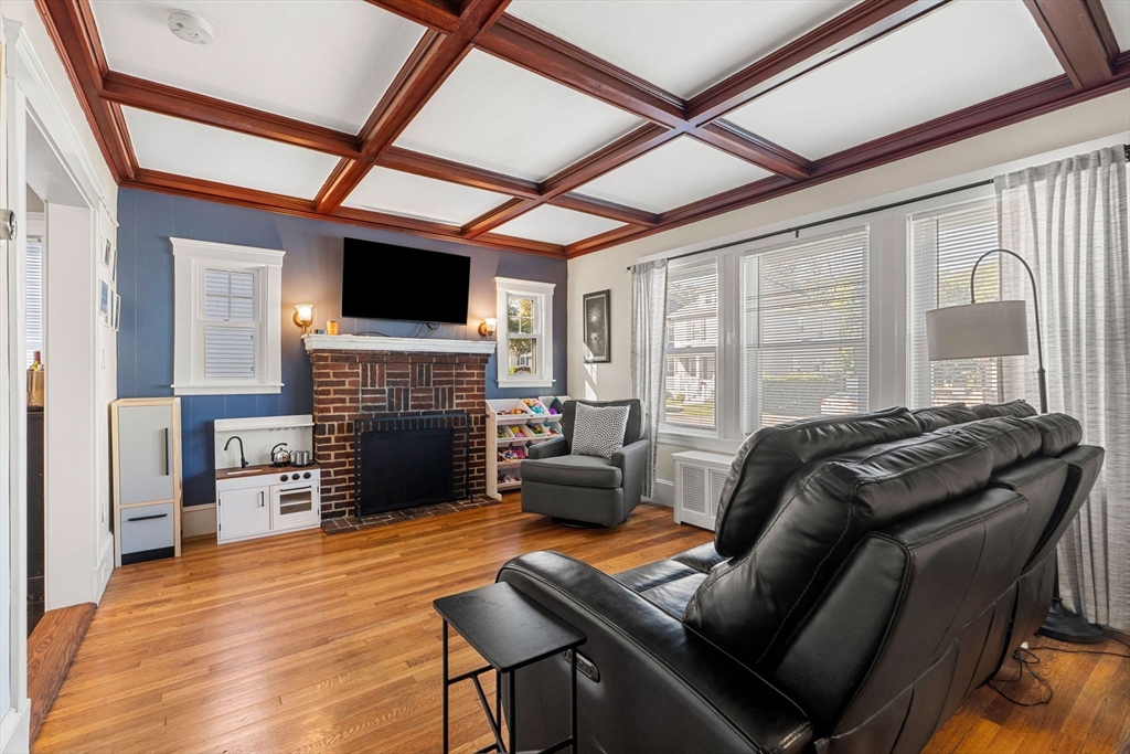 15 Blossom St