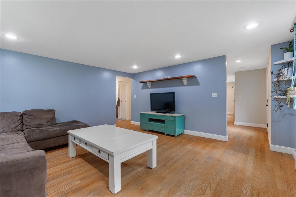 140 Burrage St, Lunenburg, MA Photo #14