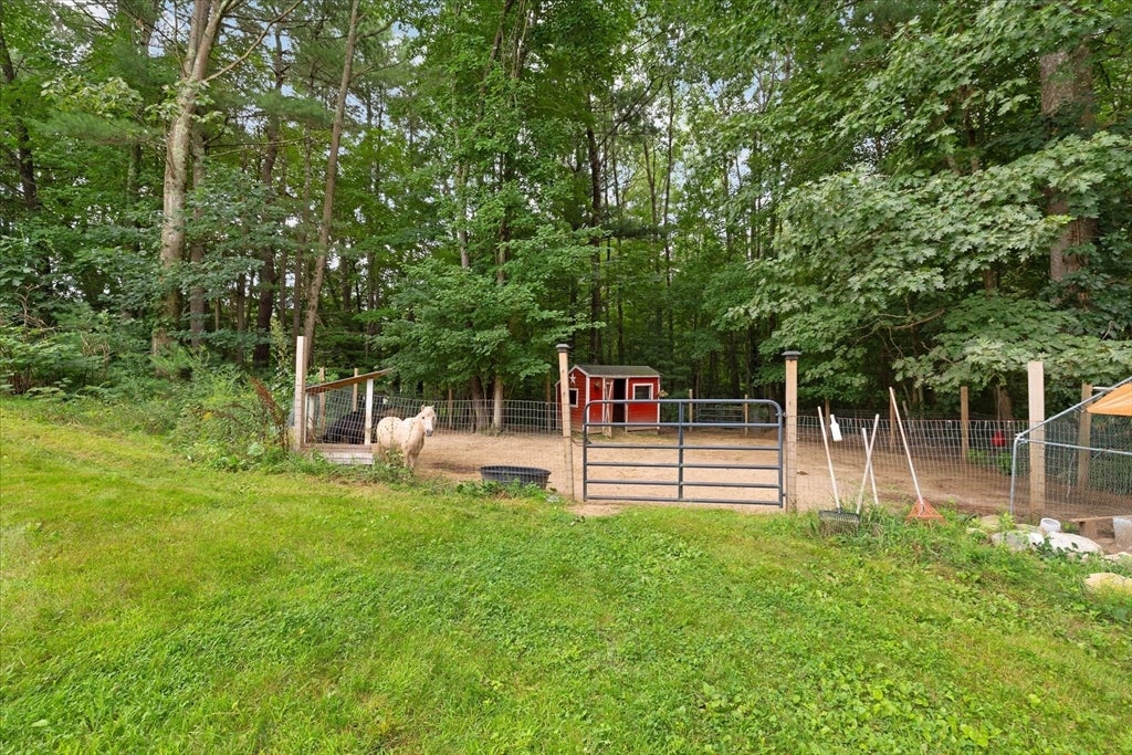 140 Burrage St, Lunenburg, MA Photo #35