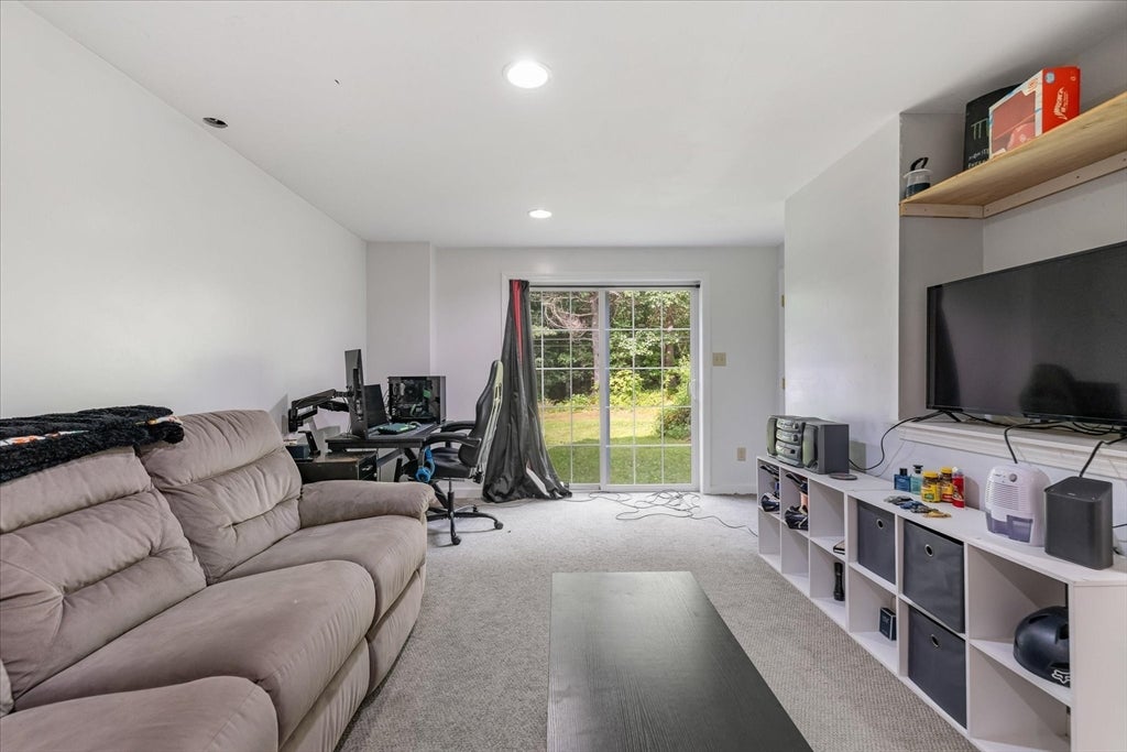 140 Burrage St, Lunenburg, MA Photo #31