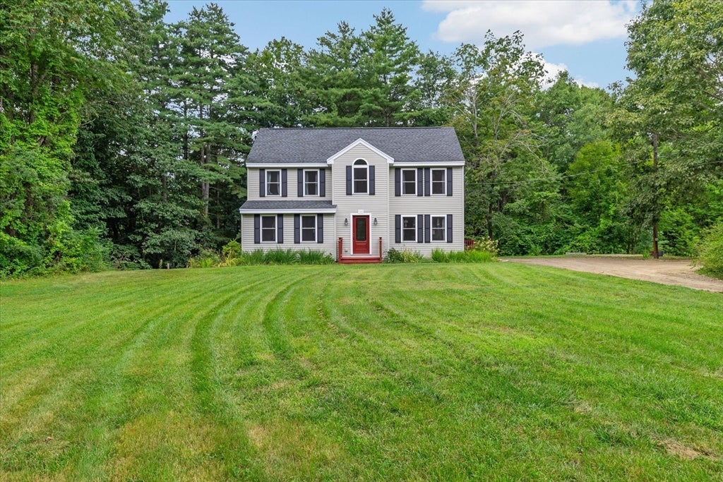 140 Burrage St, Lunenburg, MA Photo #1