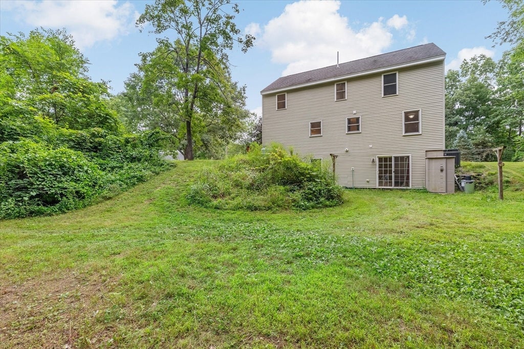 140 Burrage St, Lunenburg, MA Photo #36
