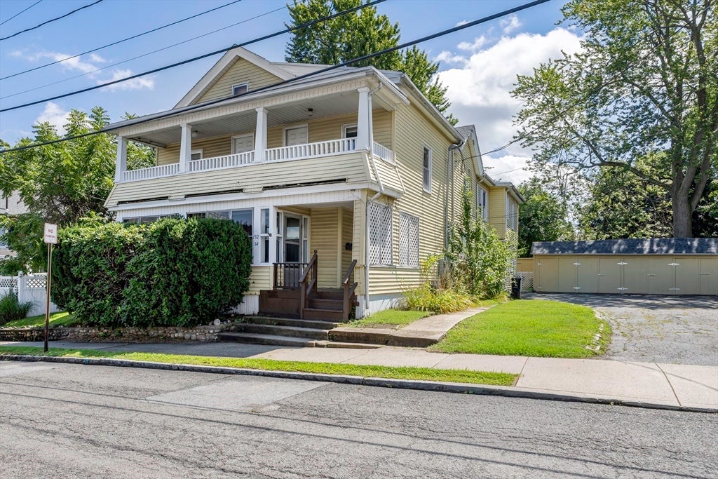 32-34 Pearl St, Chicopee, MA Photo #1