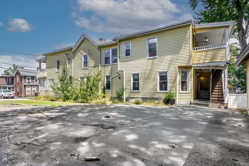 32-34 Pearl St, Chicopee, MA Photo #2