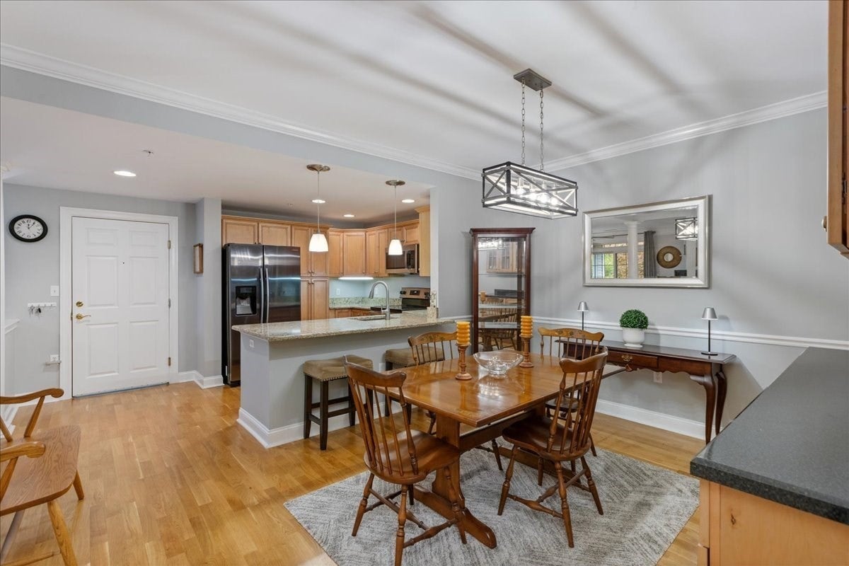 1201 Emerald Court 1201