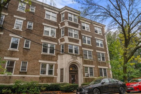 Photo of 78 Kilsyth Road #3, Boston, MA 02135 (MLS # 73444355)