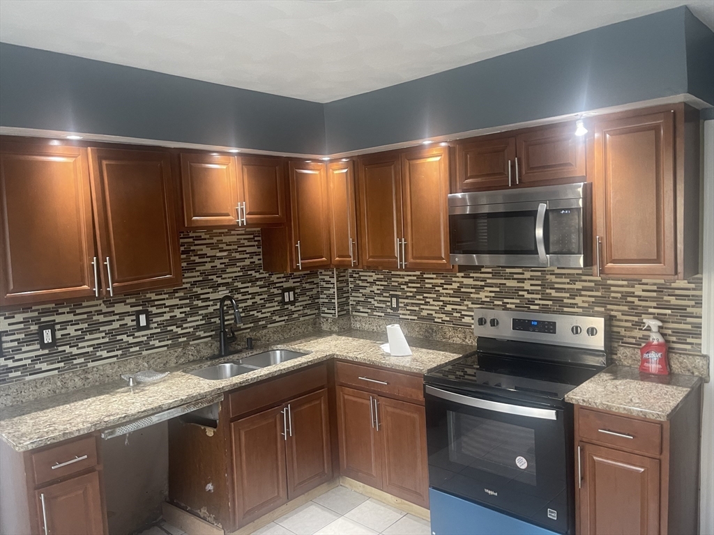 110 Clark St 2