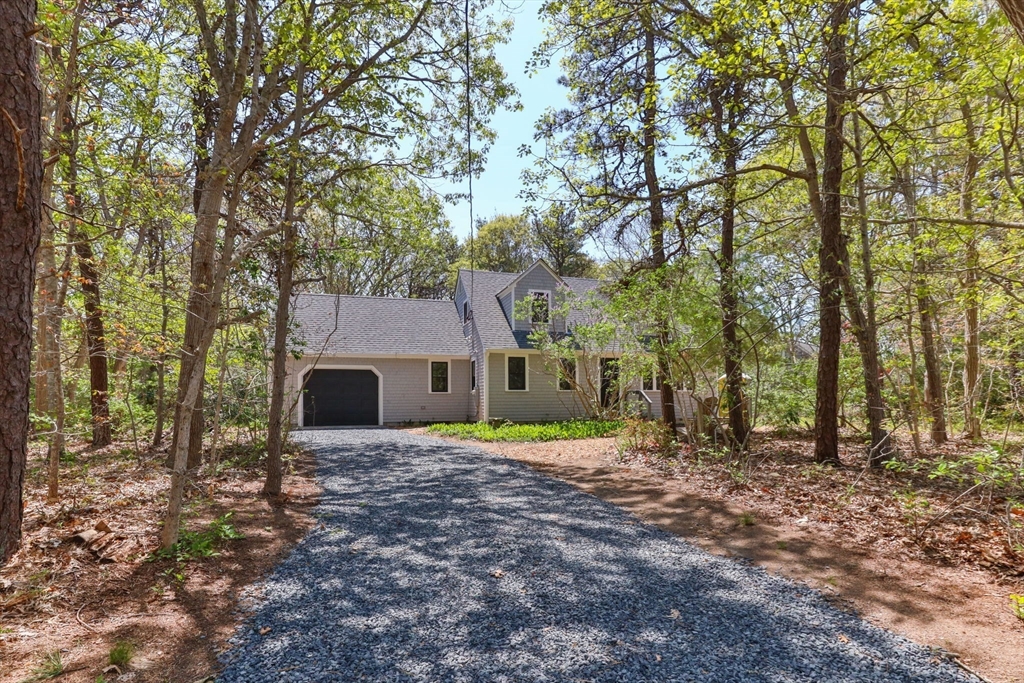 80 Runway Ln
