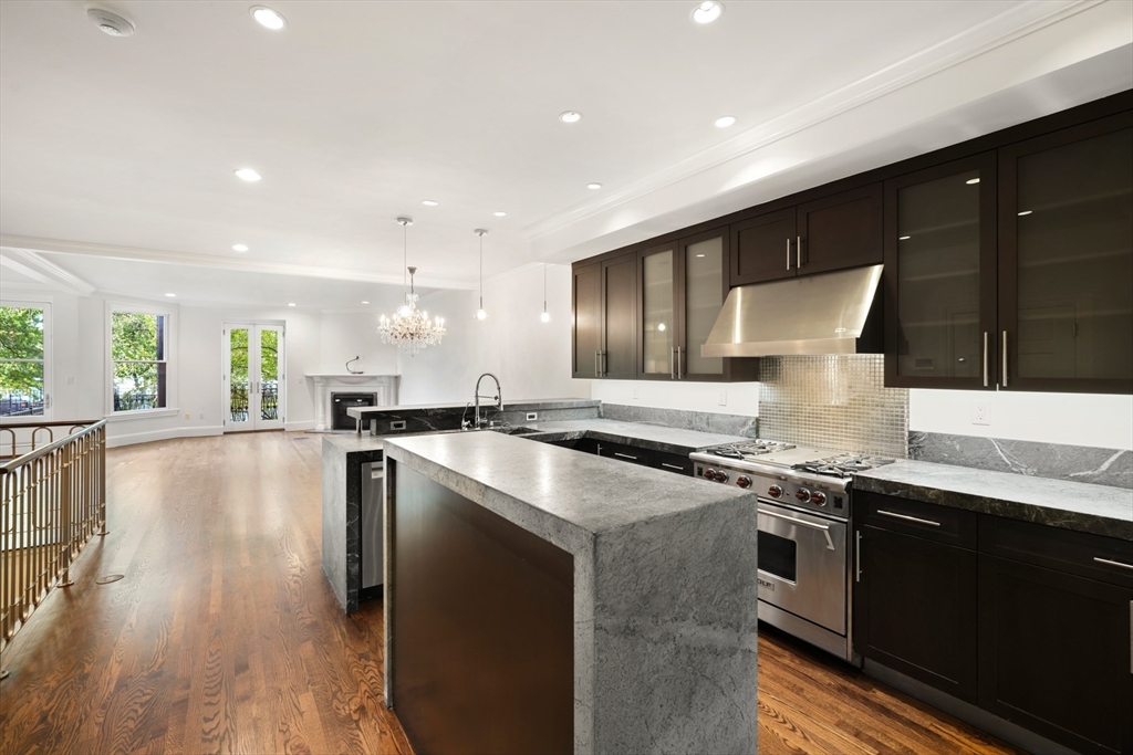 408 Beacon St 1