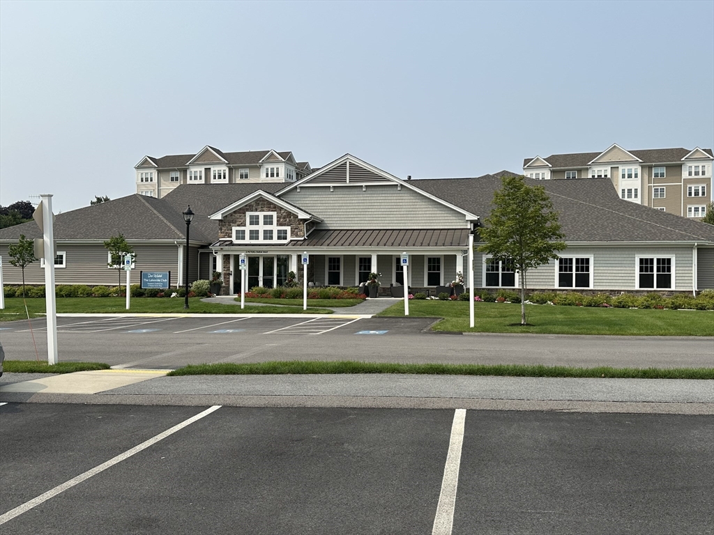 3102 Peters Farm Way 102