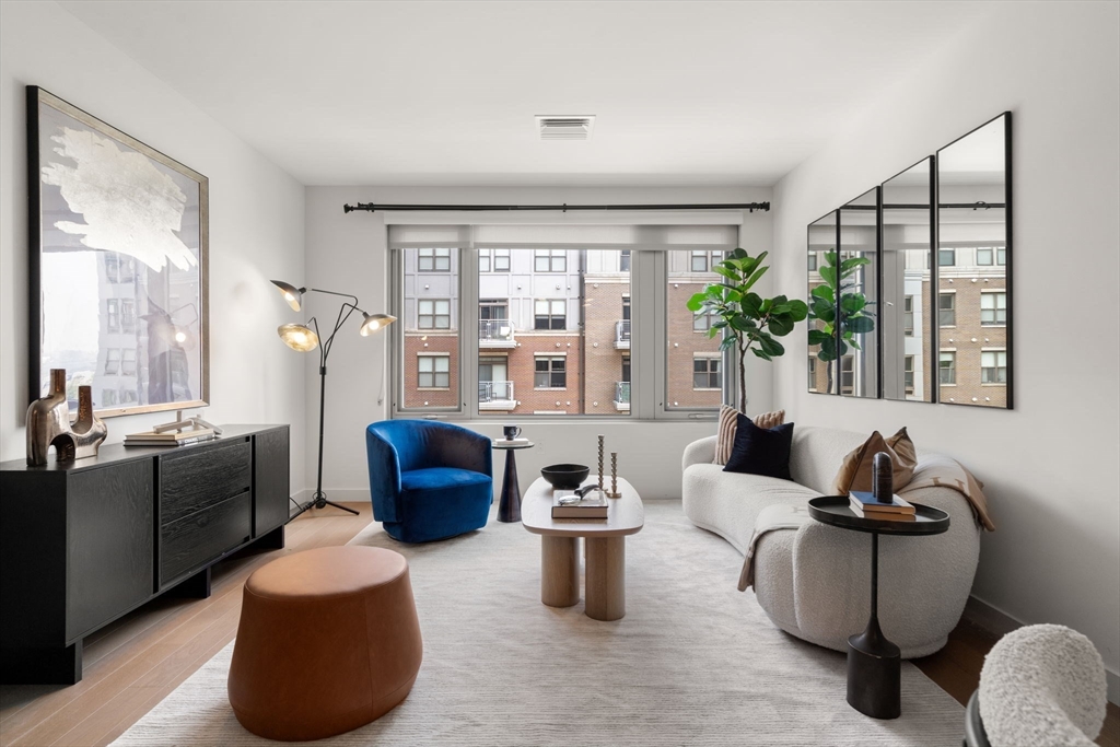 45 Lewis St 303