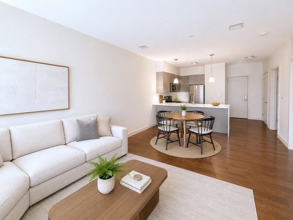 455 Harvard Street #306, Brookline, MA Photo #3