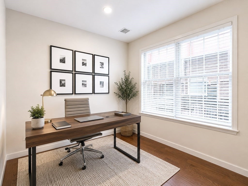 455 Harvard Street #306, Brookline, MA Photo #4