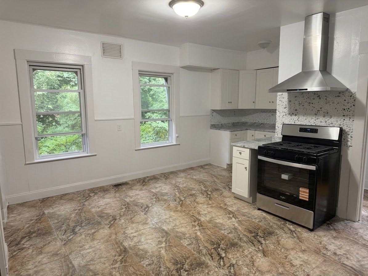 26 Walton St #1, Boston, MA, 26 Walton St #1, Boston, MA Photo #2
