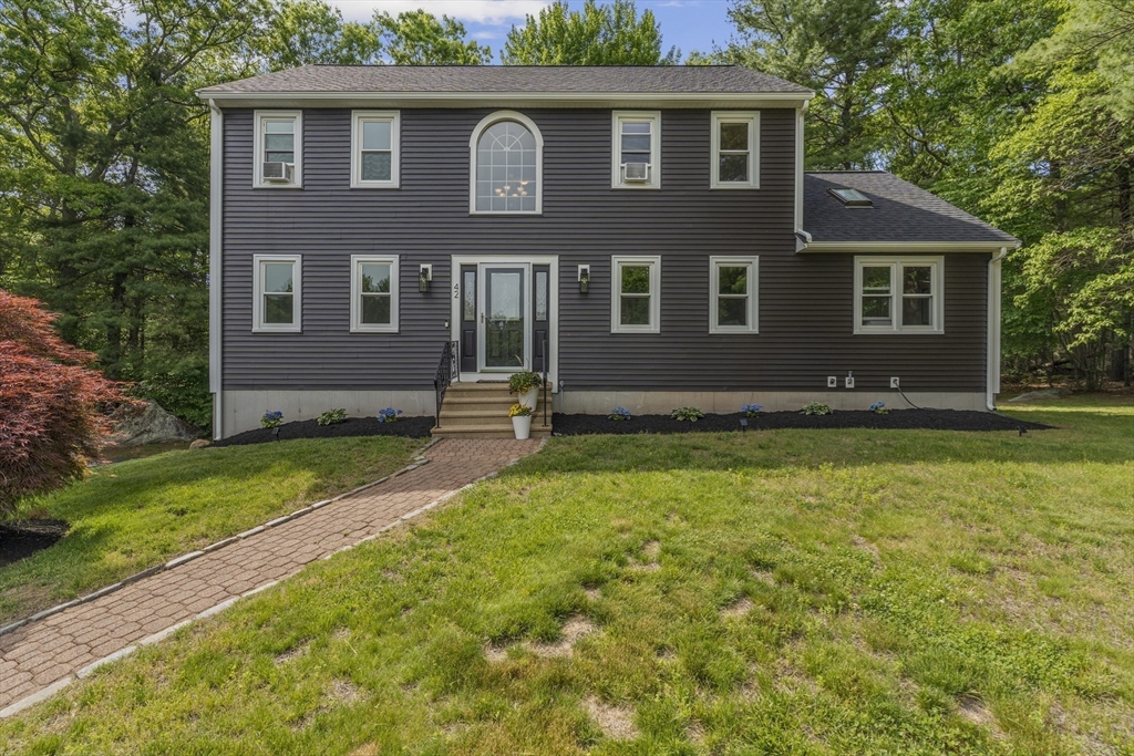 42 Brookside Dr